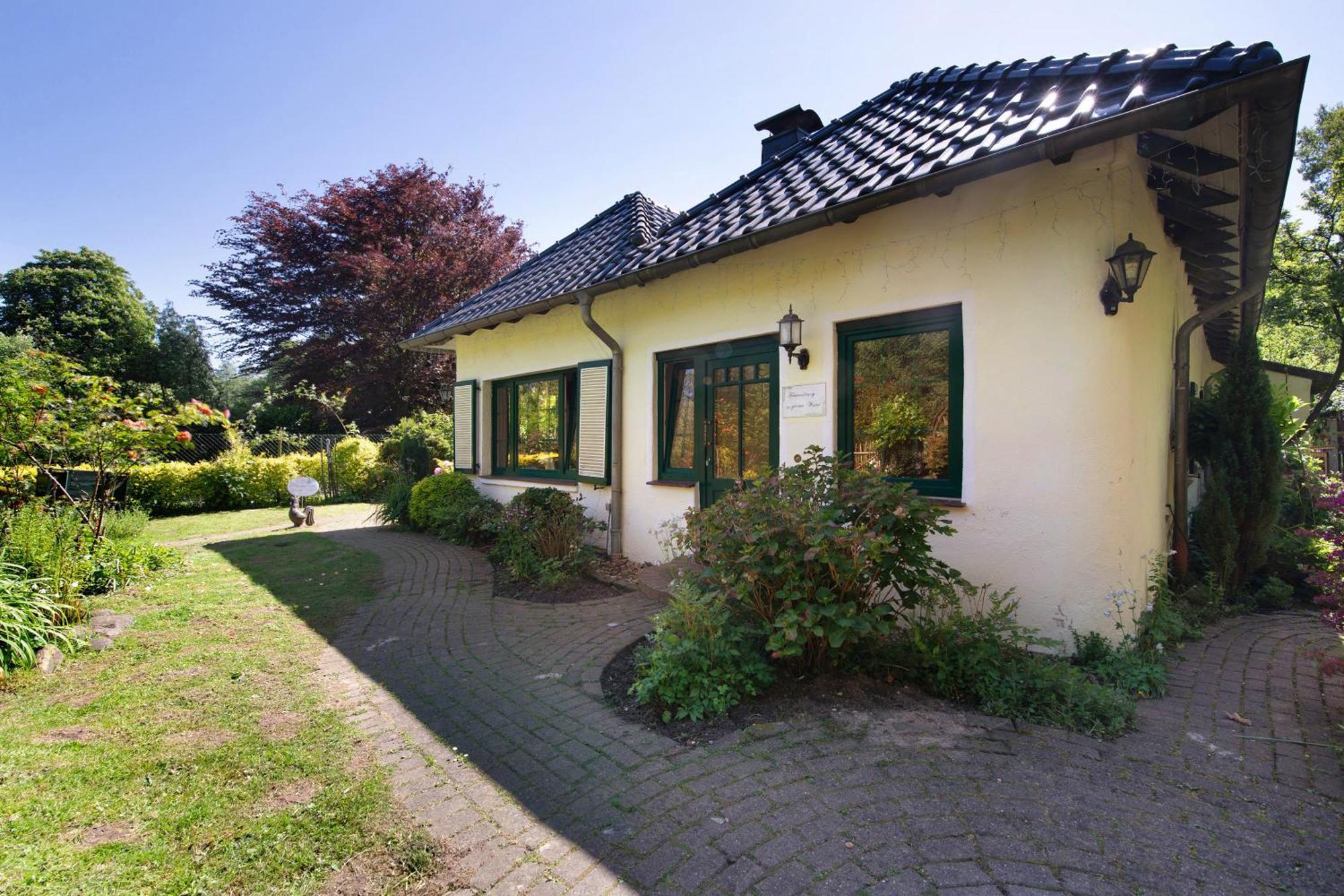 Villa Im Gruenen Winkel Bruggen  Exterior foto